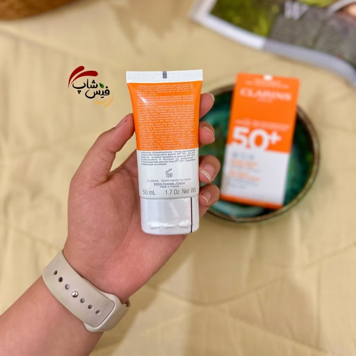 کرم ضد آفتاب ضد چروک و ضد لک کلارنس اصل 50 میل +SPF50 - Image 2