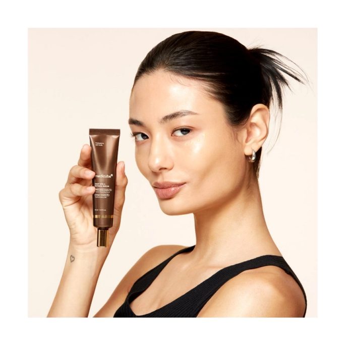 سرم رتینول مدی کیوب مدل Deep Vita A Retinol Serum - Image 3