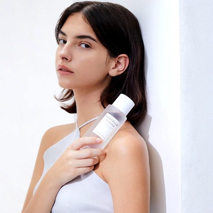 تونر ضدلک و روشن کننده سنتلا اسکین 1004 SKIN SKIN 1004 - Madagascar Centella Tone Brightening Boosting Toner - Image 3