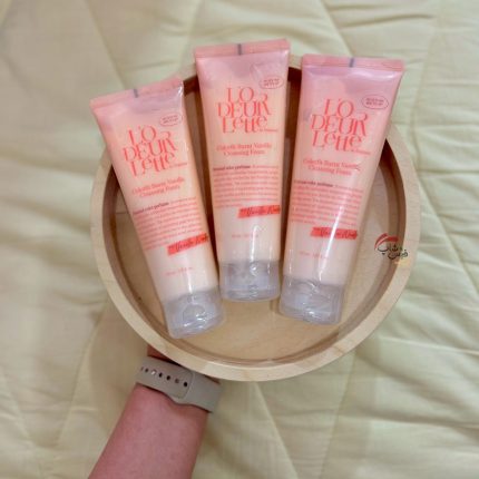 شوینده صورت وانیل روشن‌کننده و آبرسان پوست