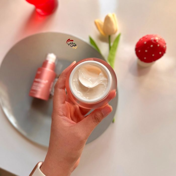 کرم جوانساز کمپلکس کلاژن مدی کیوب 50 میل Medicube Triple Collagen Cream - Image 2